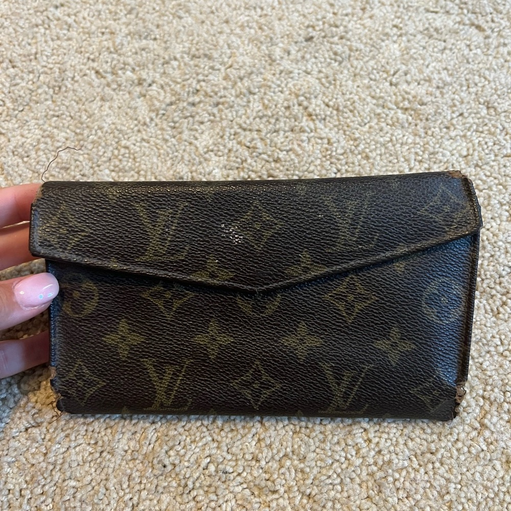 Vintage Authentic Louis Vuitton Wallet